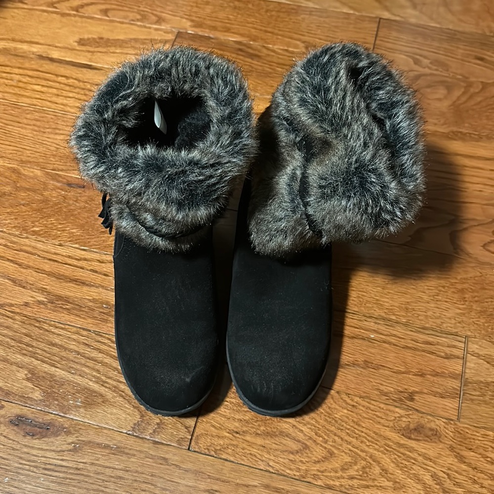 Minnetonka Everett Womens Boots